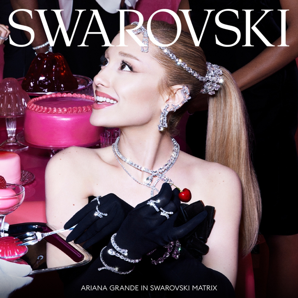 SWAROVSKI