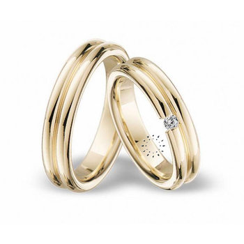 Wedding rings in 14ct Gold with Diamonds Blumer