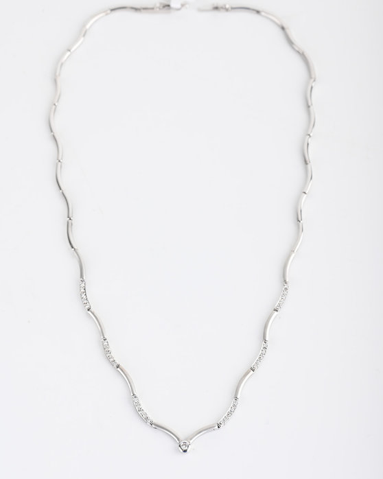 18ct White Gold Necklace by SAVVIDIS with Diamonds