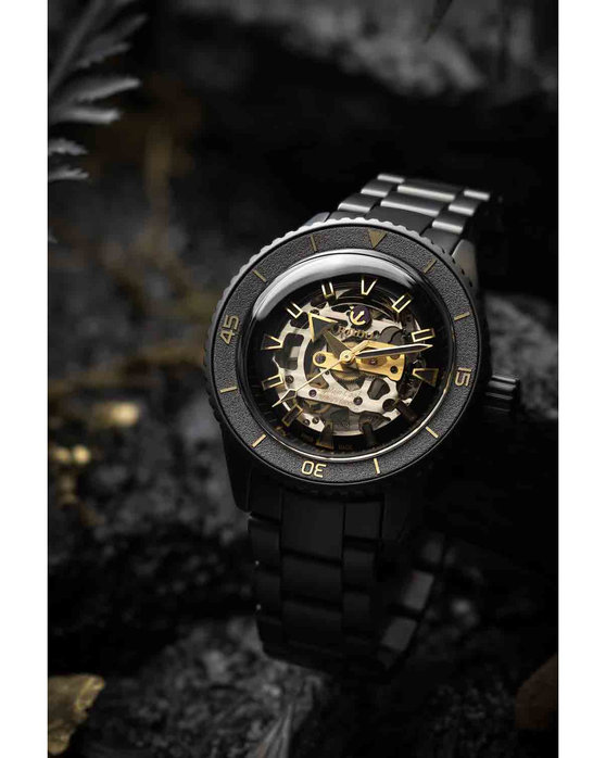 RADO Captain Cook High-Tech Ceramic & Titanium Limited Edition (R32147162)