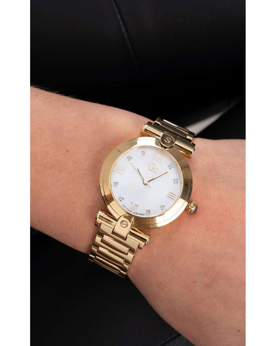 GUESS Collection Fusion Crystals Gold Stainless Steel Bracelet