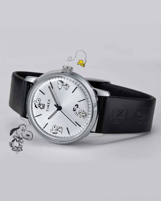 TIMEX x Peanuts Marlin Automatic Black Leather Strap