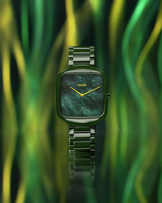 RADO True Square Thinline Green Ceramic Bracelet (R27047902)