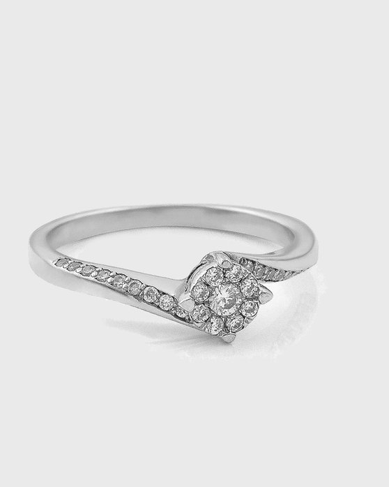 18K White Gold Engagement Ring with Diamonds 0.23 ct by DIAMOND JOOLS (No 52)